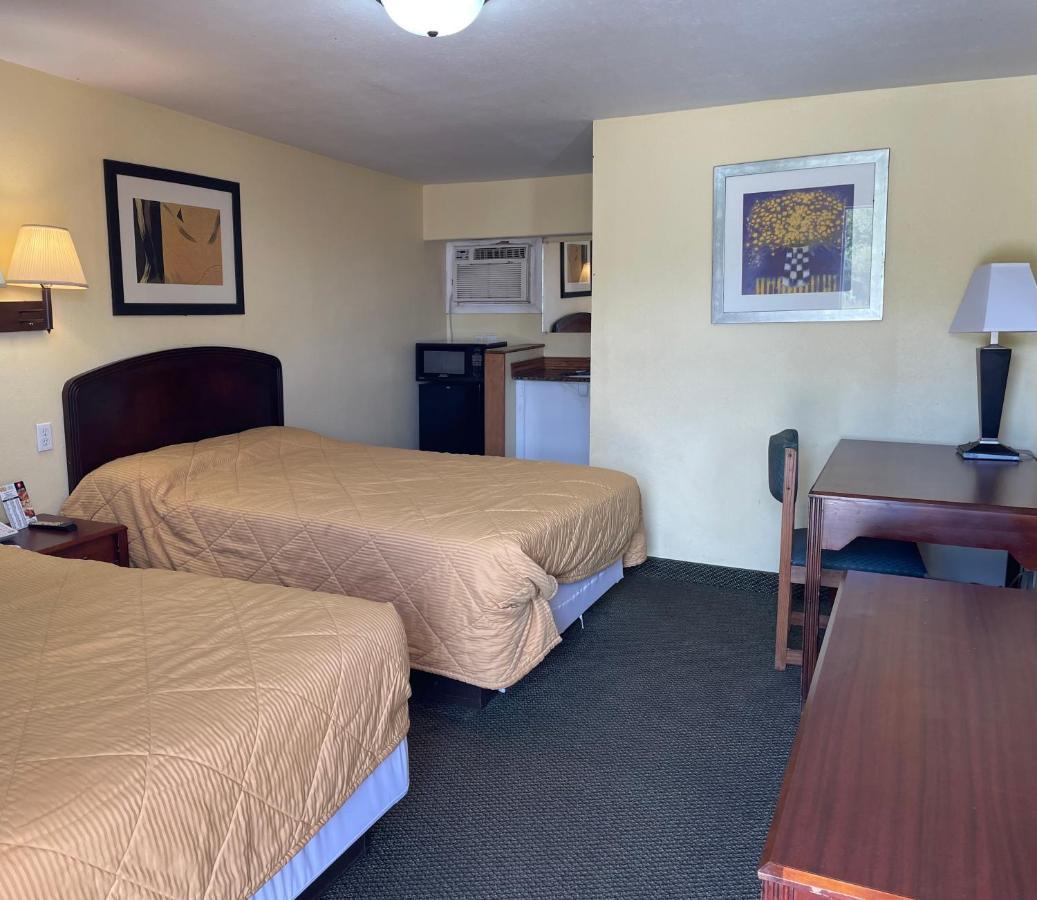 Rivers Inn Fort Madison Экстерьер фото