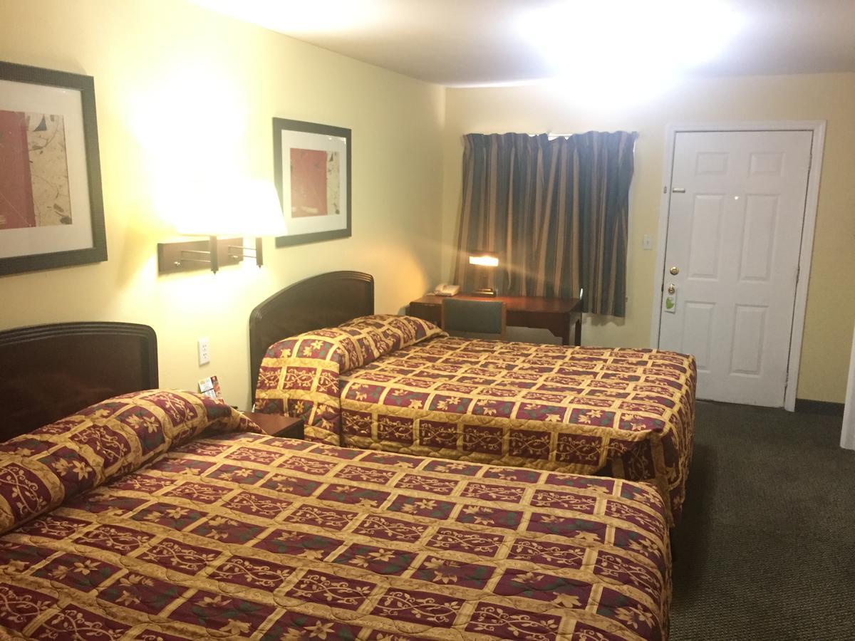 Rivers Inn Fort Madison Экстерьер фото